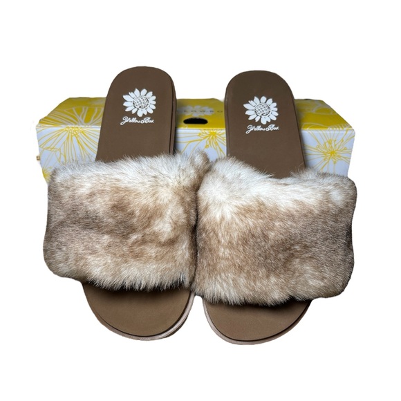 Yellow Box Shoes - Yellow Box faux fur slip on comfort slides womens size 6.5 Felah